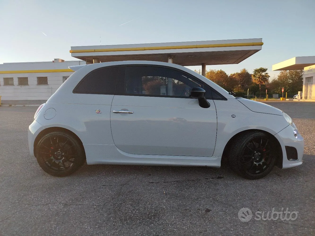Abarth 500 2011 photo 4