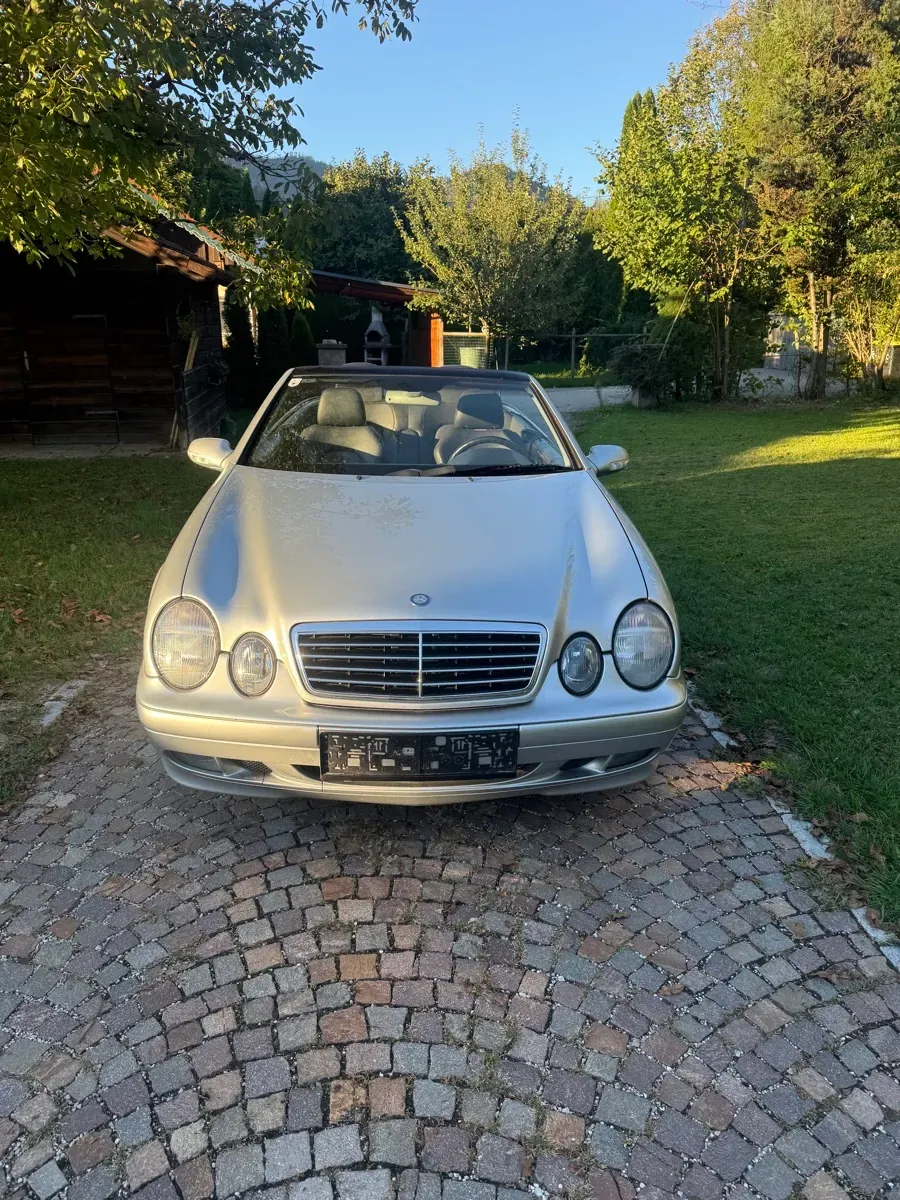 Mercedes-Benz Clk-Class 2000 photo 3