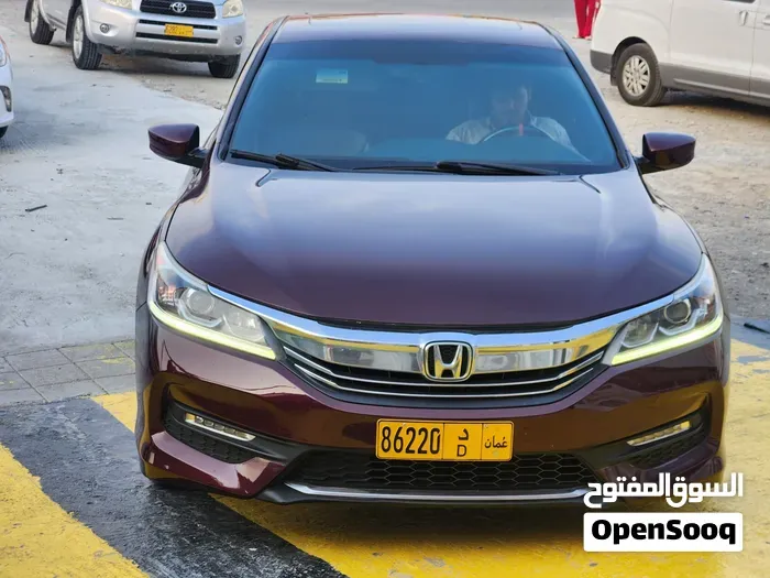 Honda Accord 2017 photo 2