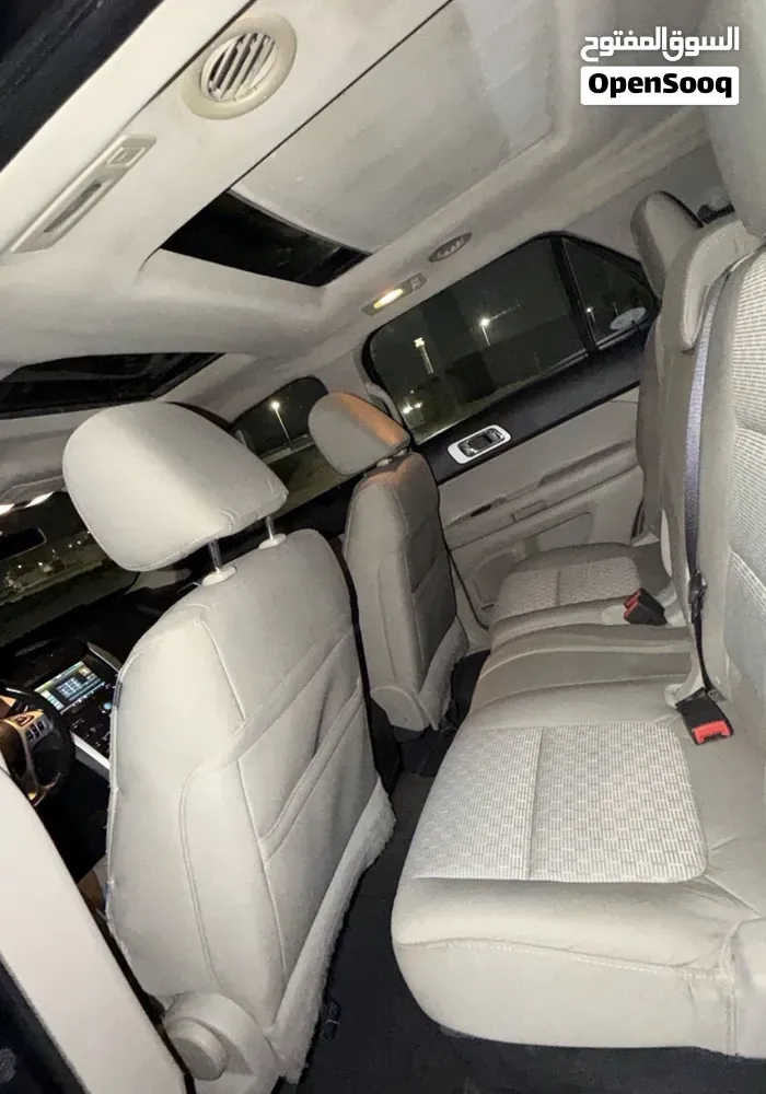 Ford Explorer 2012 photo 4