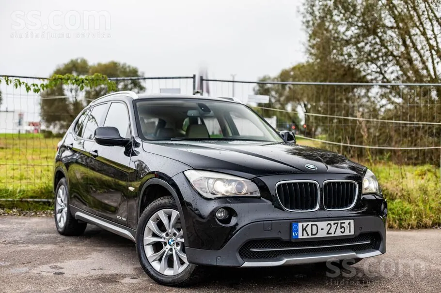 BMW X1 2011 photo 2