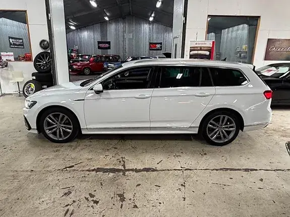 Volkswagen Passat 2021 photo 4