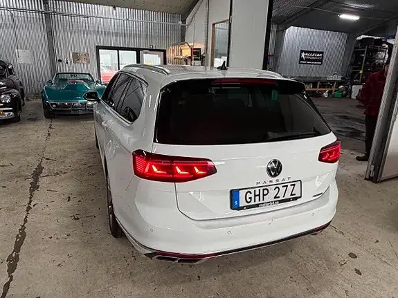 Volkswagen Passat 2021 photo 5