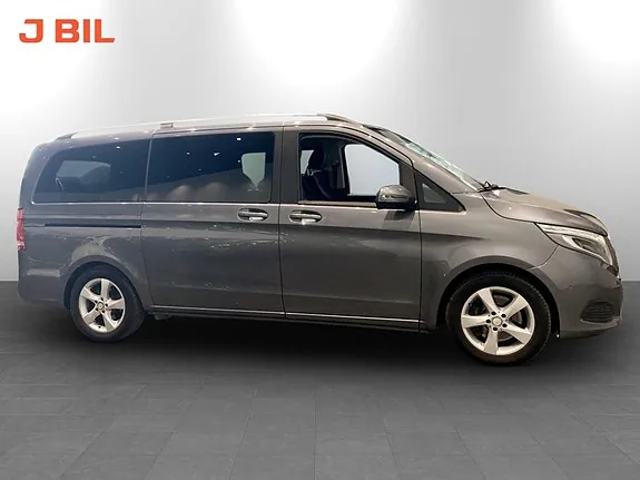 Mercedes-Benz V220 2017 photo 4