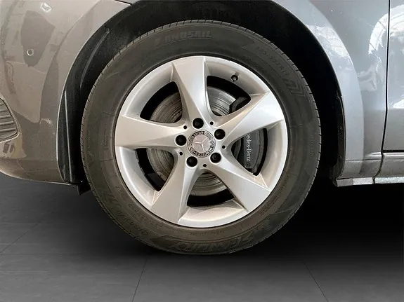 Mercedes-Benz V220 2017 photo 5