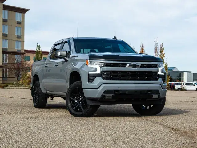 Chevrolet Silverado 1500 2024 photo 2