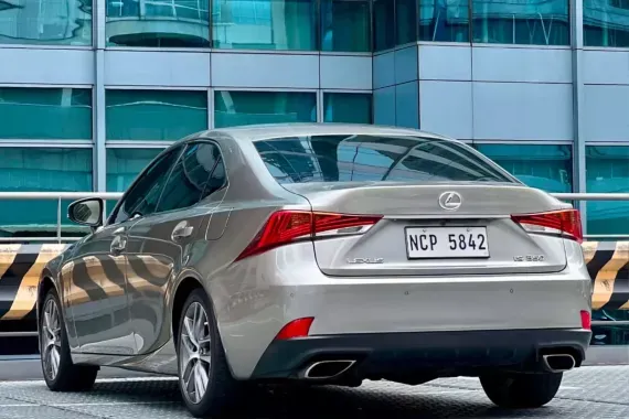 Lexus Is350 2018 photo 5