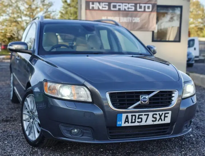 Volvo V50 2008 photo 2