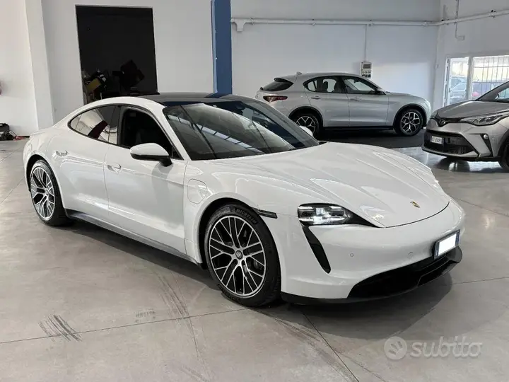 Porsche Taycan