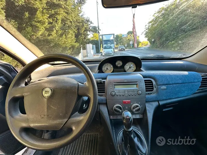 Lancia Ypsilon 2005 photo 4