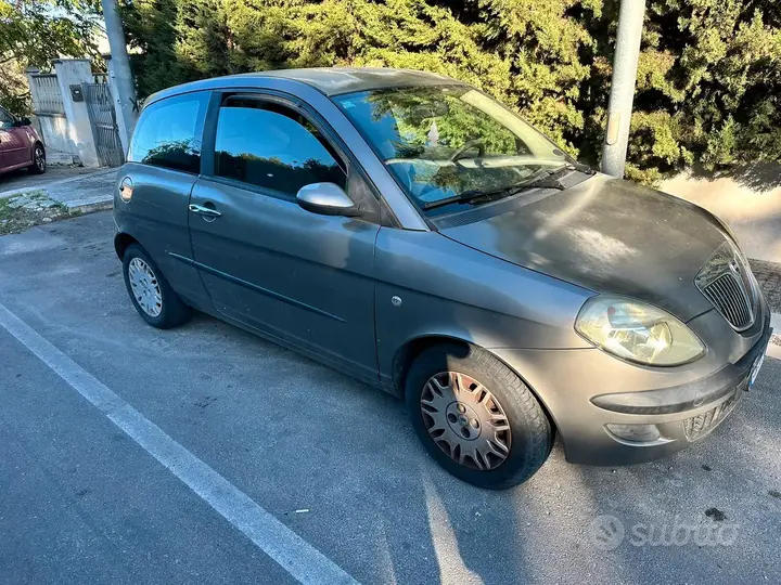 Lancia Ypsilon 2005 photo 2