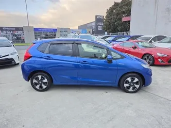 Honda Fit 2016 photo 3