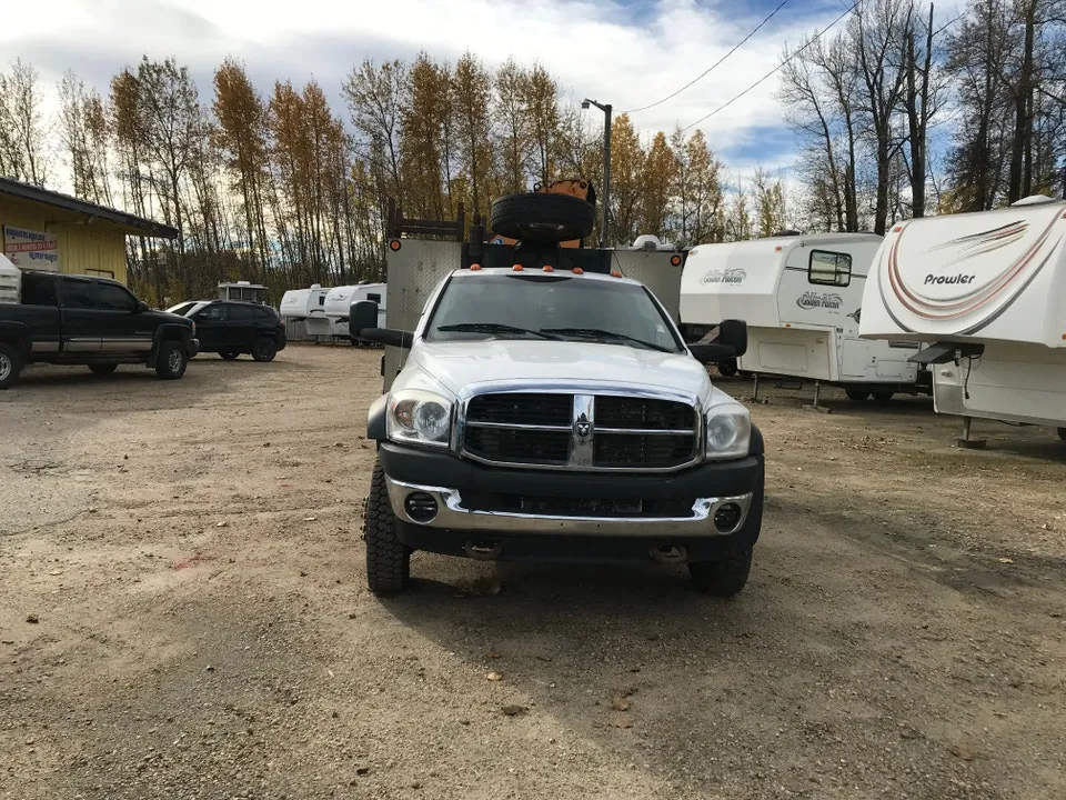 Dodge Ram 5500 2008 photo 2