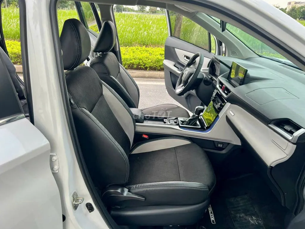 Toyota Veloz Cross 2026 photo 3