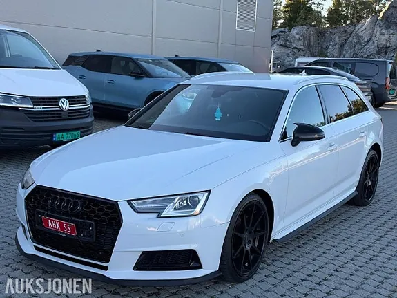 Audi A4 2017 photo 2