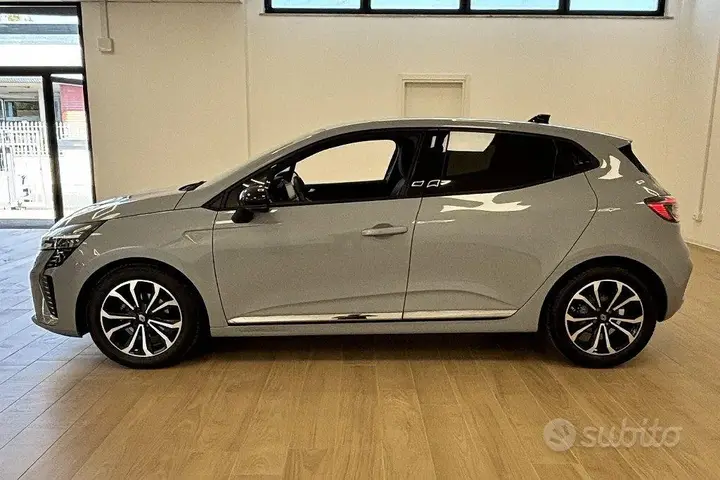 Renault Clio 2024 photo 4