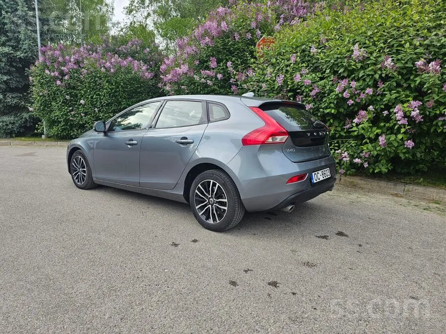 Volvo V40 2019 photo 4