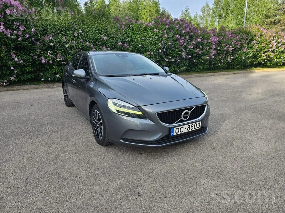 Volvo V40