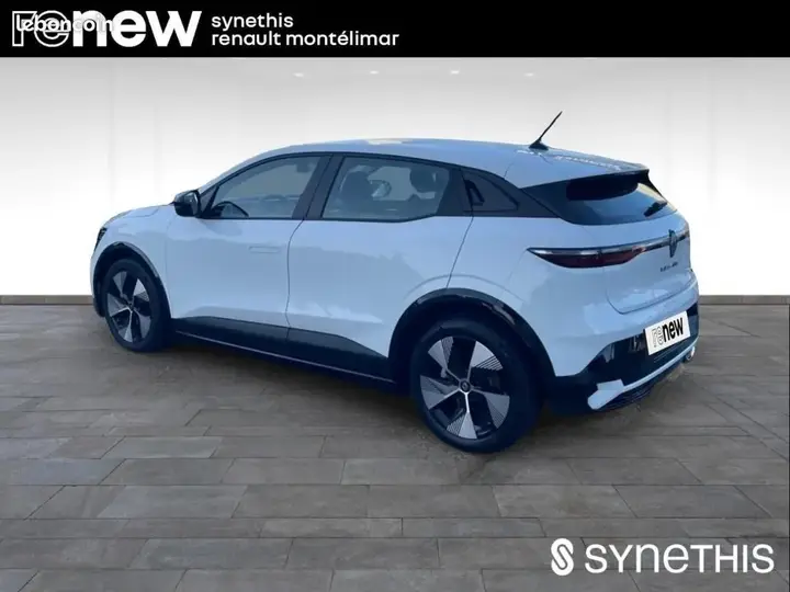 Renault Megane 2023 photo 4