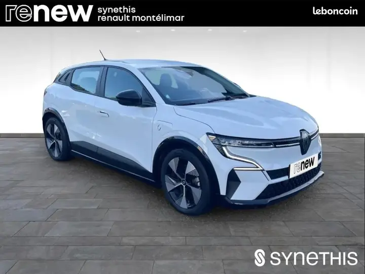 Renault Megane 2023 photo 2
