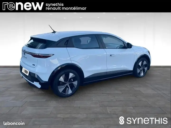 Renault Megane 2023 photo 3