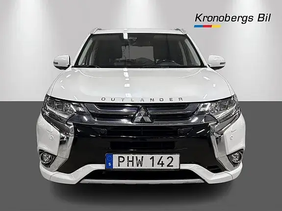 Mitsubishi Outlander 2017 photo 2