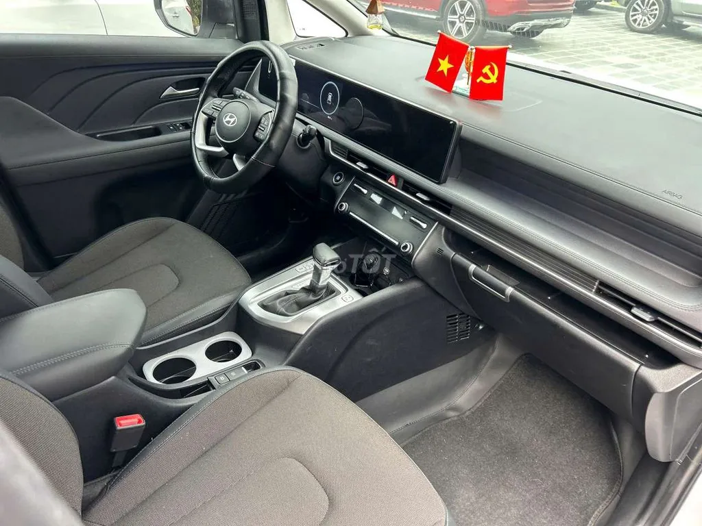 Hyundai Stargazer 2026 photo 4