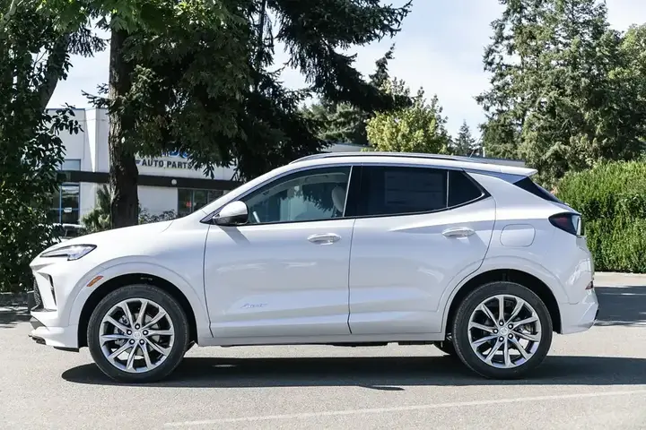 Buick Encore 2026 photo 4