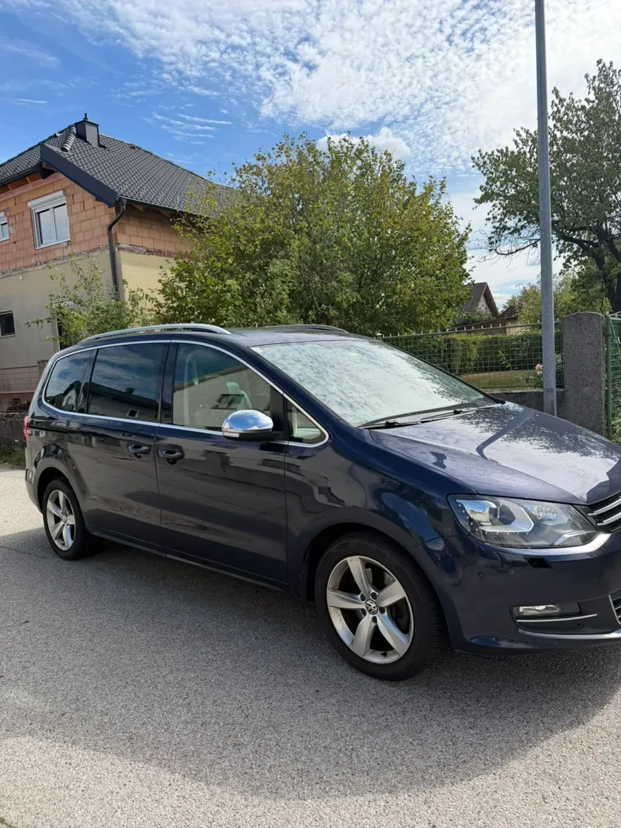 Volkswagen Sharan 2011 photo 3