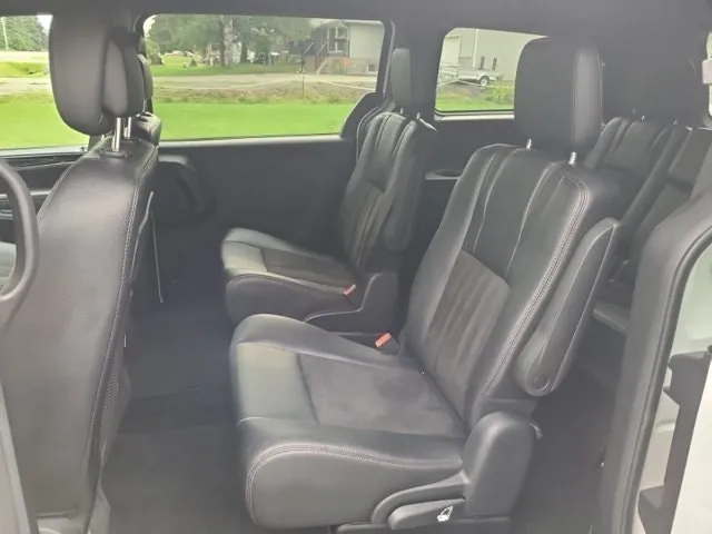 Dodge Grand Caravan 2020 photo 3