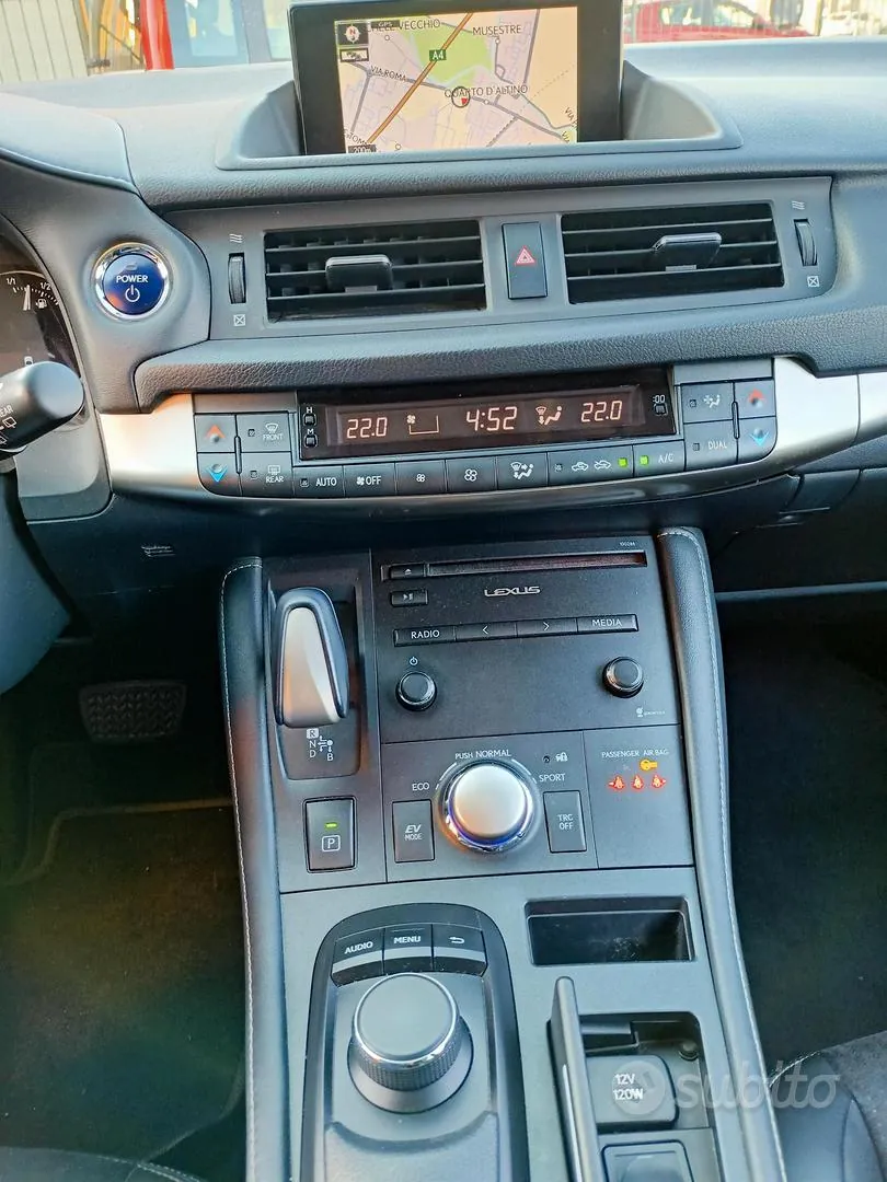 Lexus Ct 200H 2017 photo 5