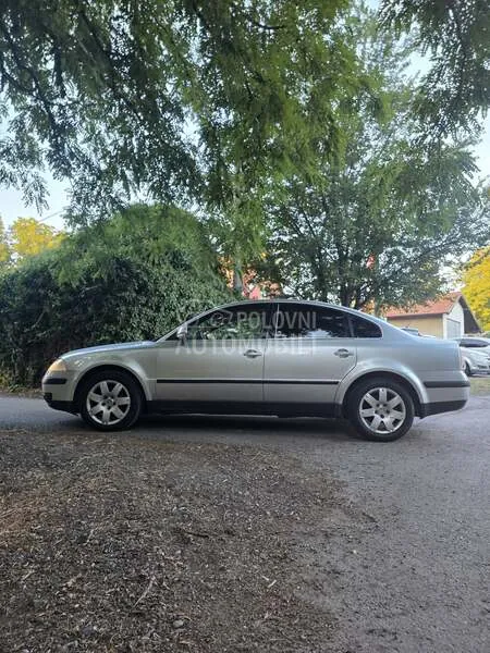 Volkswagen Passat B5.5 2005 photo 2