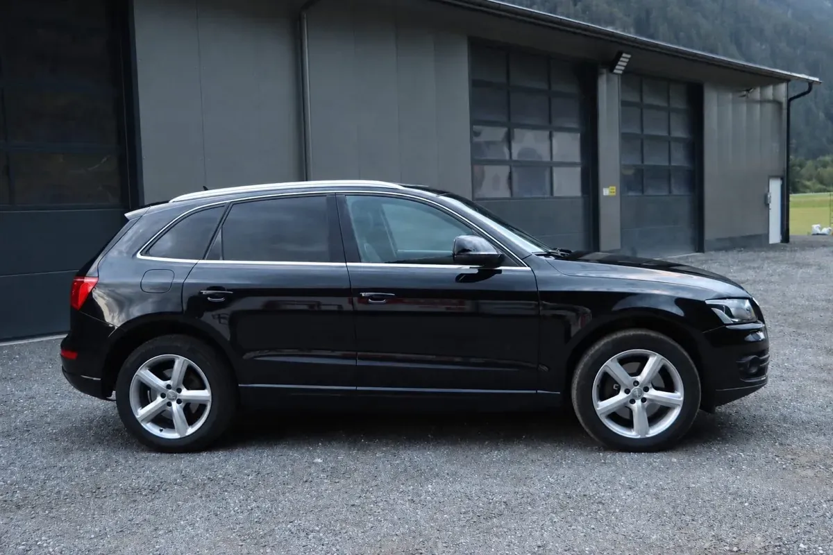 Audi Q5 2008 photo 3