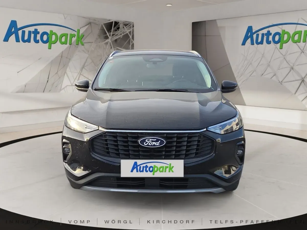 Ford Kuga 2024 photo 2