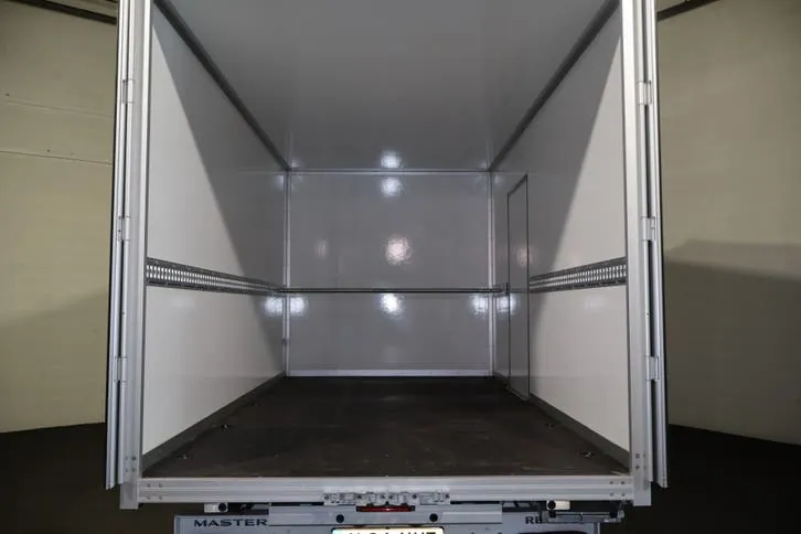 Renault Master 2024 photo 3