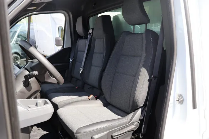 Renault Master 2024 photo 2