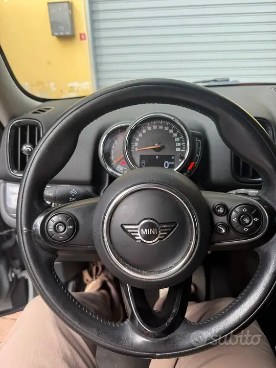 Mini Mini Countryman 2018 photo 5