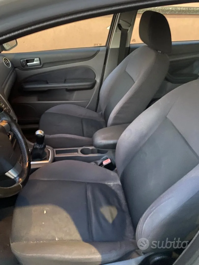 Ford Focus 2009 photo 5
