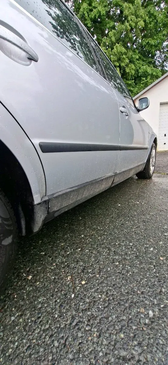 Volkswagen Passat 2003 photo 3