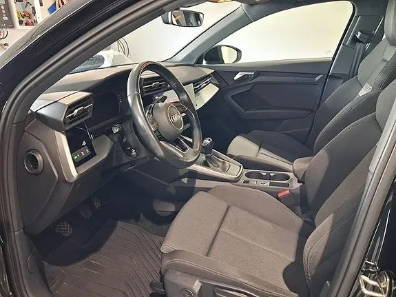 Audi A3 2021 photo 2