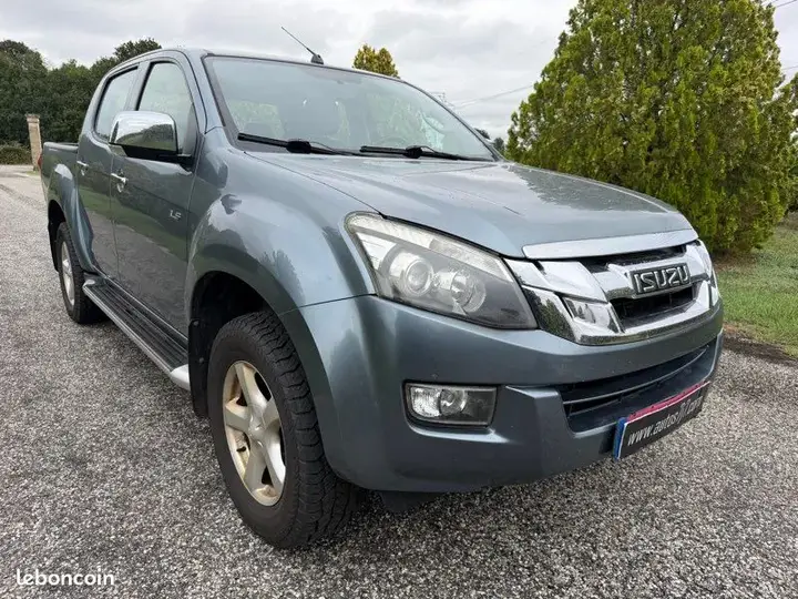 Isuzu D-Max