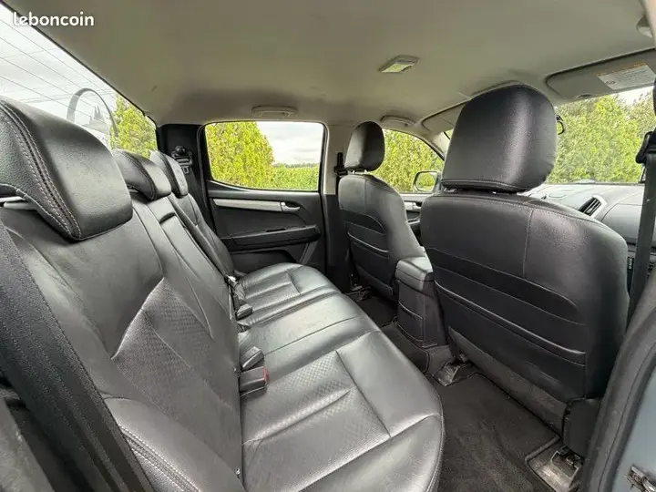 Isuzu D-Max 2015 photo 5