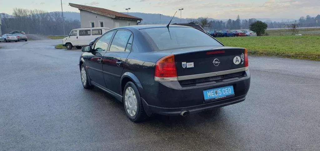 Opel Vectra 2003 photo 3