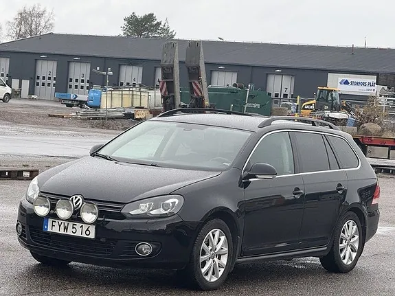 Volkswagen Golf 2010 photo 4