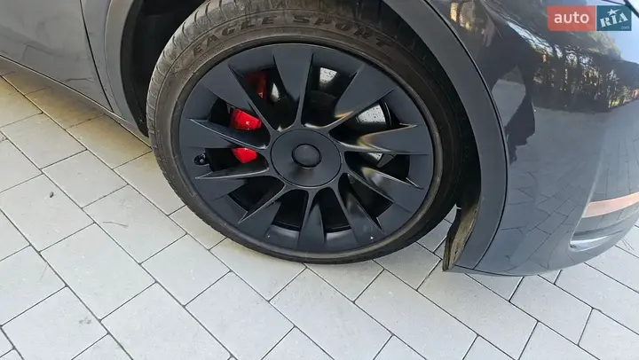 Tesla Model Y 2022 photo 3