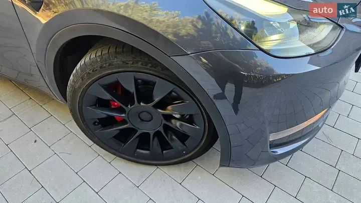 Tesla Model Y 2022 photo 4