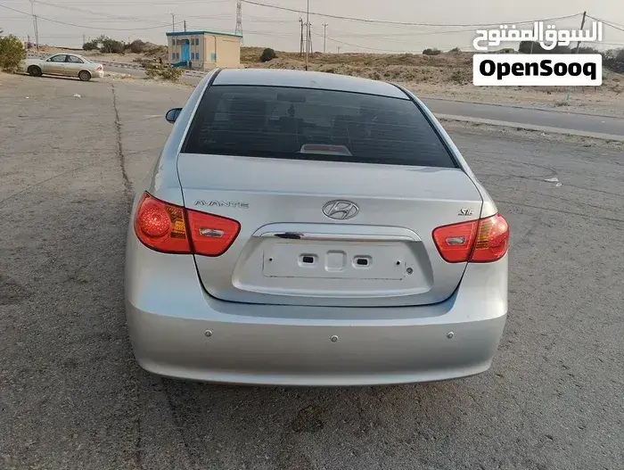 Hyundai Avante 2010 photo 3