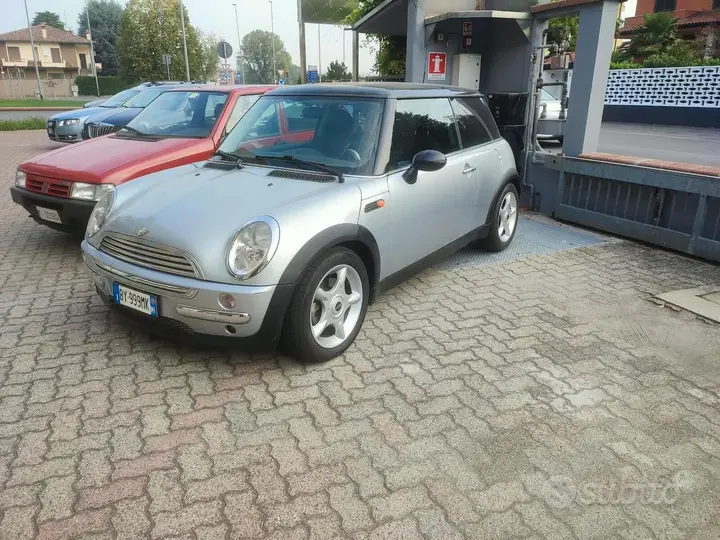 Mini Mini Cooper 2002 photo 2