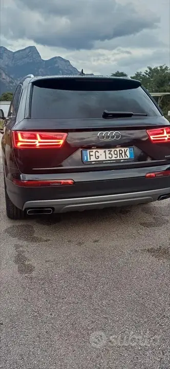 Audi Q7 2017 photo 3
