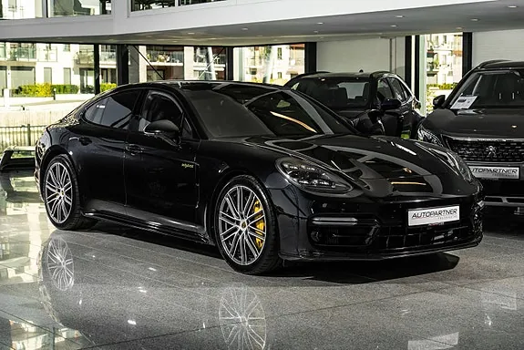 Porsche Panamera Turbo S